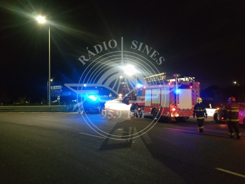 Acidente em Sines - Bombeiros