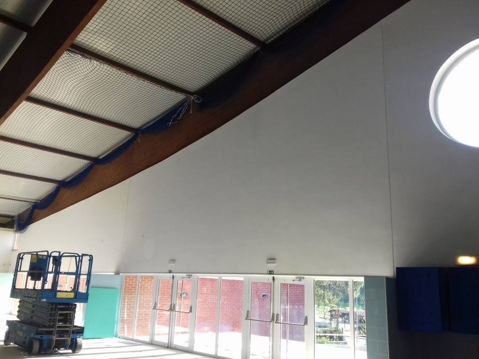 Reparação da cobertura da Piscina Municipal de Santiago do Cacém