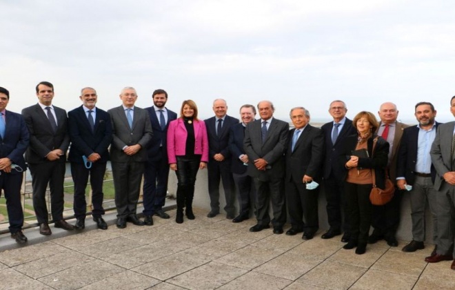 Portos de Sines e de Huelva estreitam relações