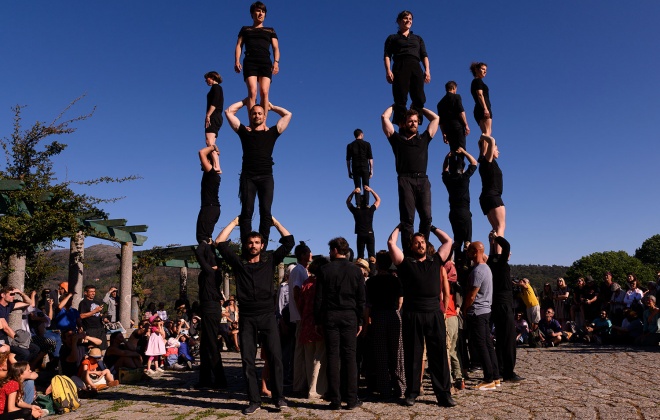 Lavrar o Mira e a Lagoa apresenta circo contemporâneo e fusão artística em Santiago do Cacém