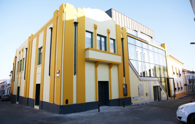 Cineteatro Grandolense recebe concerto evocativo dedicado à obra poética e musical de José Afonso