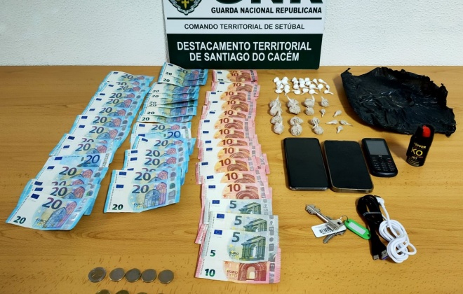 Homem de 25 anos foi detido em Sines com 690 doses de droga