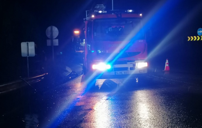 Chuva intensa provoca várias inundações em Sines