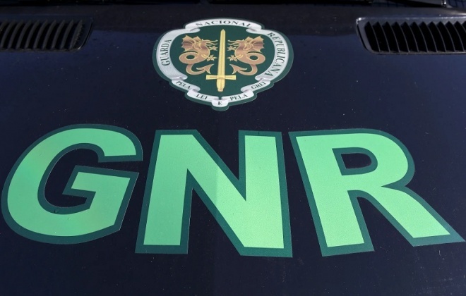 GNR detém dois homens e apreende 1.650 doses de cocaina em Ferreira do Alentejo