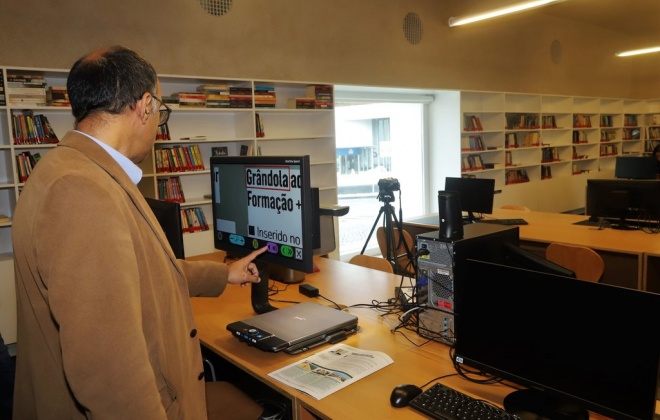 Biblioteca de Grândola dotada de equipamentos acessíveis