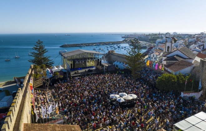 Festival Músicas do Mundo  regressa em julho a Sines e Porto Covo