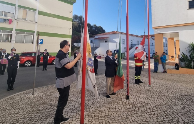 Bombeiros de Santiago do Cacém comemoram 110 anos no domingo