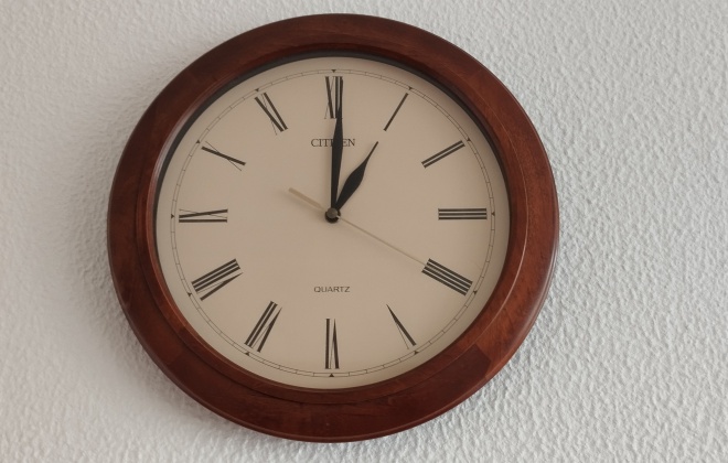 Relógios atrasam uma hora na madrugada do próximo domingo