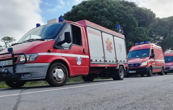Colisão provoca três feridos no IC33 na zona da Badoca, em Santiago do Cacém