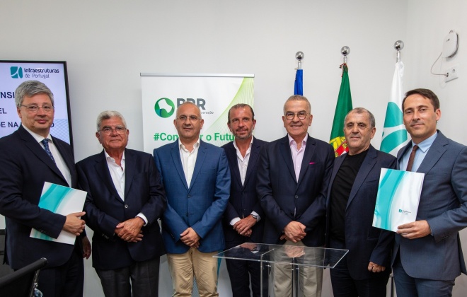 Lanço da A26 entre Relvas Verdes e Roncão foi hoje consignado