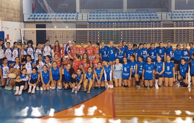 Pavilhão Multiusos de Sines recebeu torneio de Voleibol