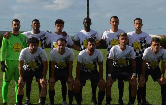 Boavista dos Pinheiros joga neste sábado às 15 horas em Santa Clara-a-Velha