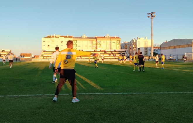 Vasco da Gama de Sines venceu o Almada por 2-0