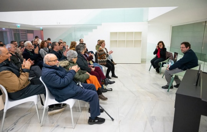 Simão Resendes Cabral apresentou no Centro de Artes de Sines o livro de poesia "A Última Aurora"