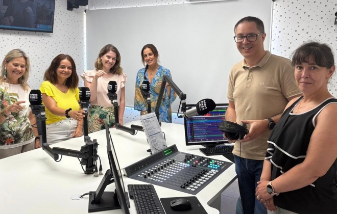 Rotary Clube de Sines ofereceu à Rádio Sines um conjunto de esponjas de microfone