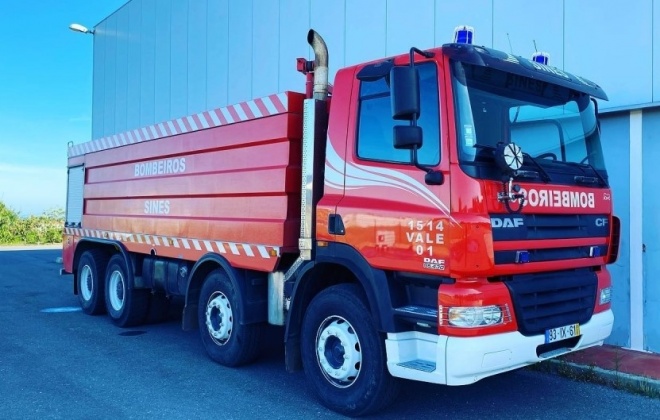 Bombeiros do Litoral Alentejano apoiam no combate a incêndio em Nisa