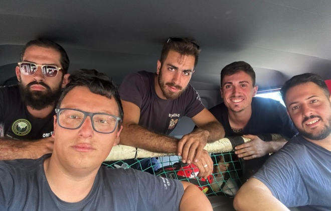 Bombeiros do Litoral Alentejano combatem incêndio em Piódão no concelho de Arganil