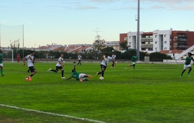 Vasco da Gama empatou com o Moitense e domingo joga em Sesimbra (com áudio)
