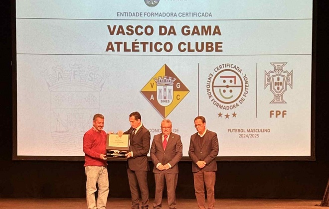 Vasco da Gama de Sines recebeu diploma e placa de Certificação de Entidade Formadora