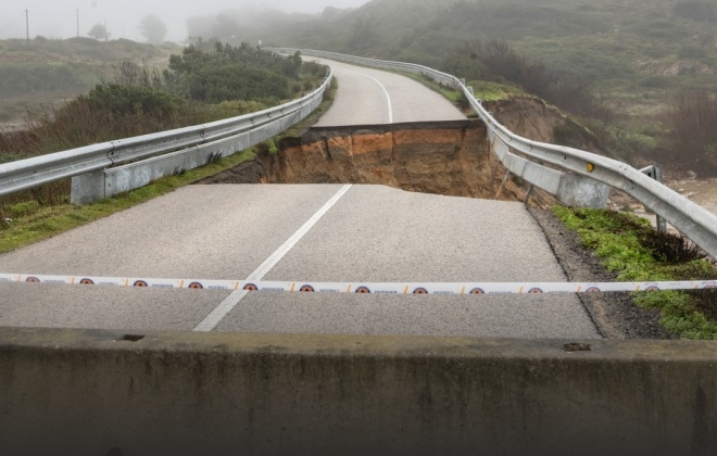 Álvaro Beijinha pretende que a circulação na estrada de Porto Covo seja reposta até ao inicio do Verão (com áudio)