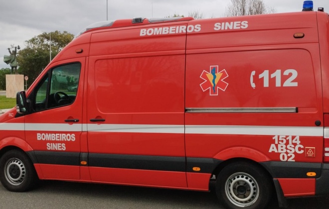 Despiste de motociclo provoca um ferido ligeiro na EM 1109 no concelho de Sines