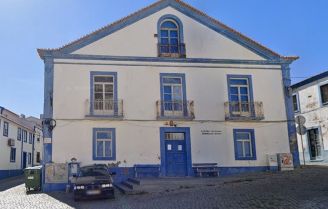Arquivo Municipal de Sines recebe fundo documental do Centro Cultural Emmerico Nunes