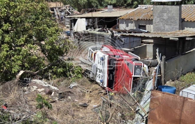 Despiste de viatura dos Bombeiros provoca dois feridos ligeiros em Sines