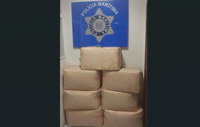 Polícia Marítima apreende cerca de 350 kg de droga no litoral alentejano
